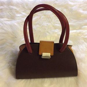 Beautiful Fiori leather vintage handbag